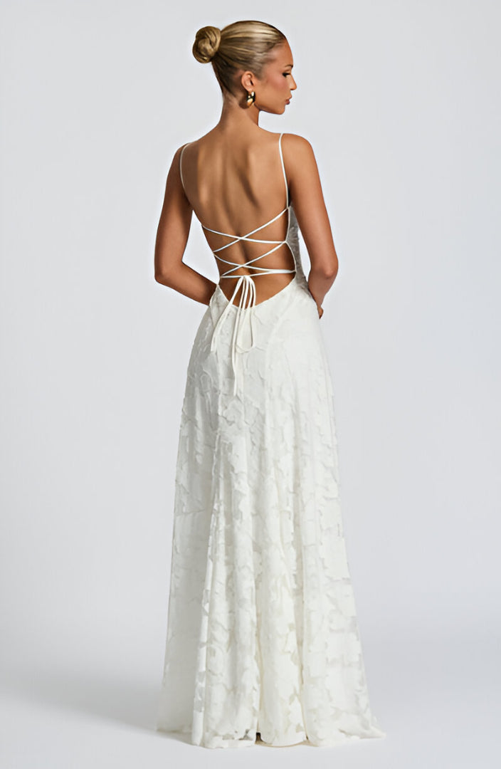 Vestido Diana – Elegancia de noche con encanto atemporal